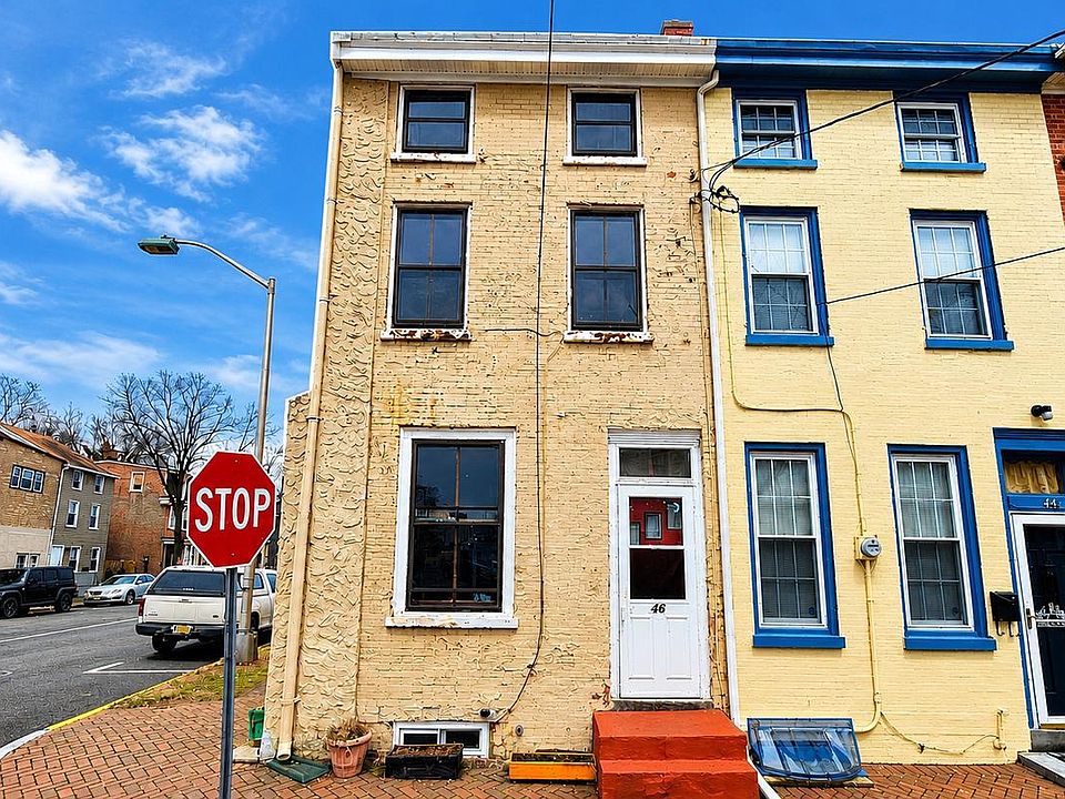 1st image of 46 E Union St