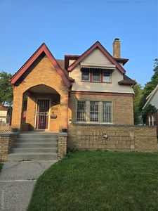 22154 Elmwood Ave, Eastpointe, MI, 48021