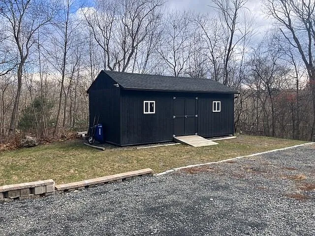 217 William Dr — Photo 10