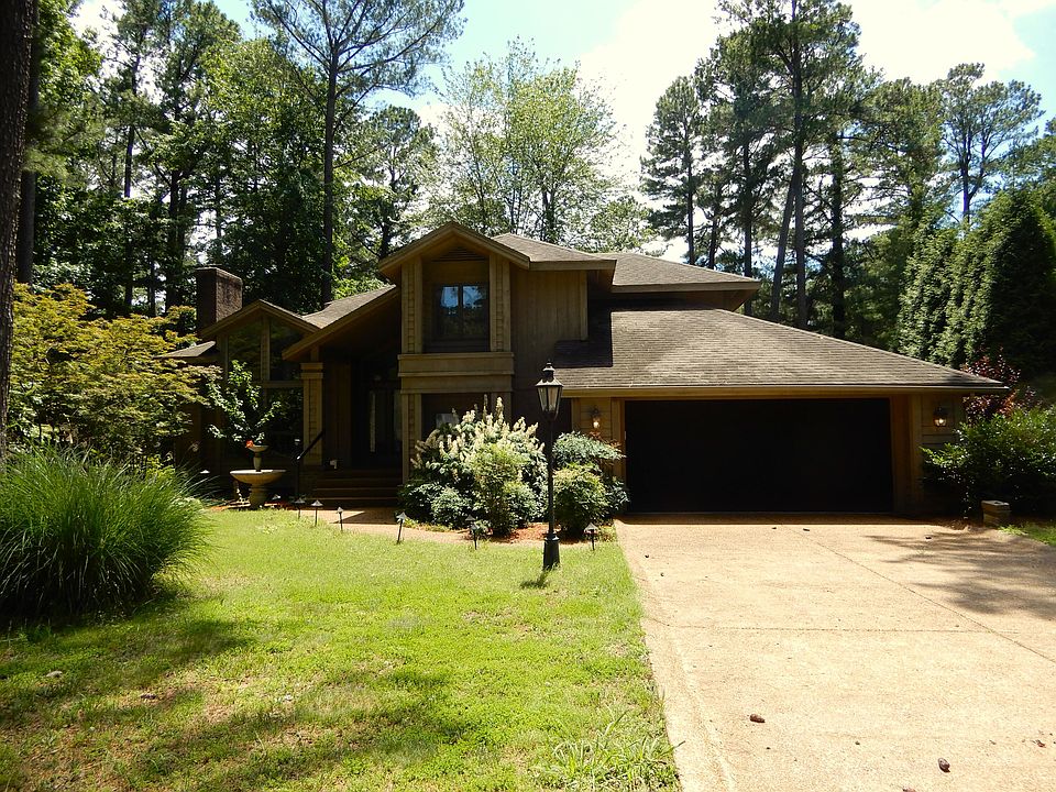 1st image of 643 Whitney Dr