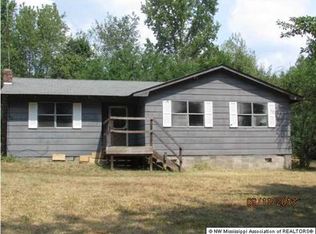 Mary Ln, Red Banks, MS 38661
