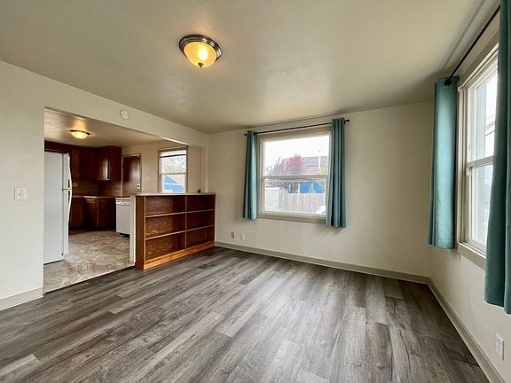 4th image of 3204 Union St