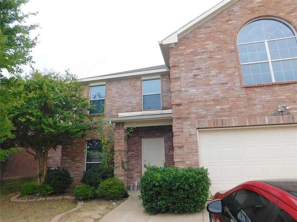 2nd image of 12816 Dove Field Ln