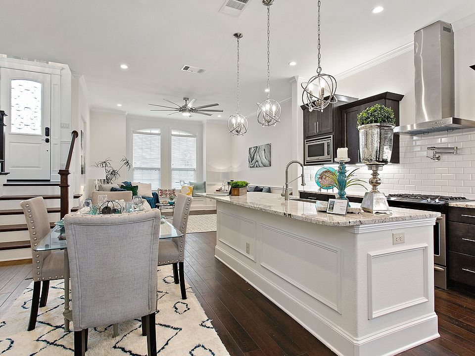 1-310BrownstoneRichardson_HiRes6.jpg