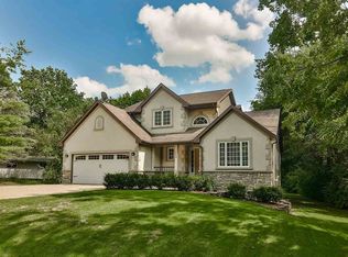 219 Bounty Dr NE, Poplar Grove, IL 61065