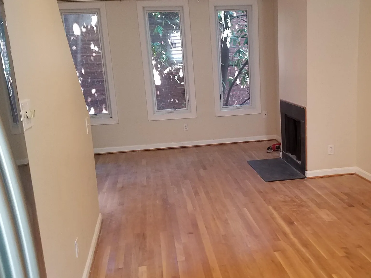 2 bed, 700 sqft, $3,600 — Photo 3