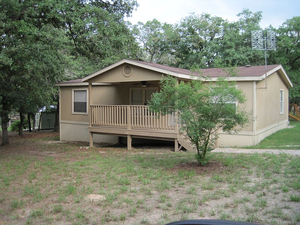 1st image of 131 Deep Woods Dr