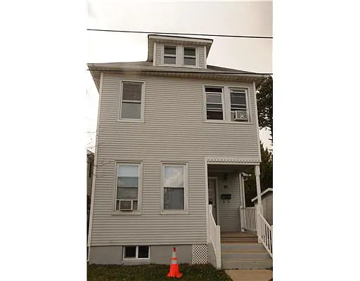 100 Jeffrie Ave photo 1