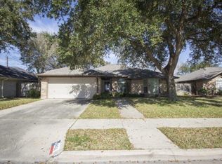 401 Brocton St, Victoria, TX 77904