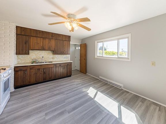 5th image of 100 Bellevue St