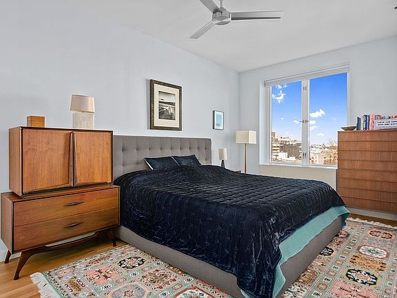 5th image of 545 Washington Ave APT 709