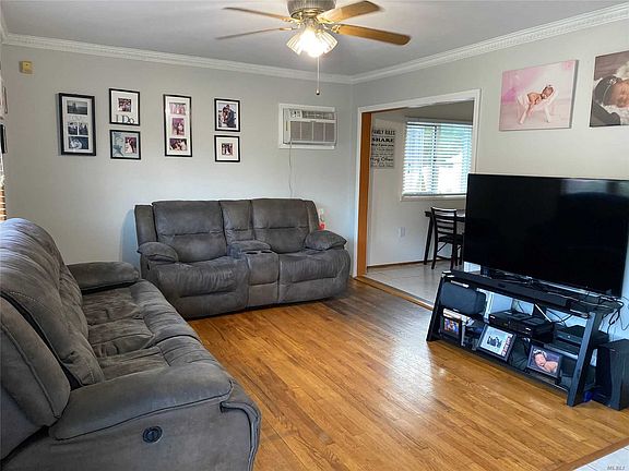 4th image of 127 Stanley Dr