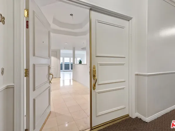 11690 Montana Ave APT 103, Los Angeles, CA 90049