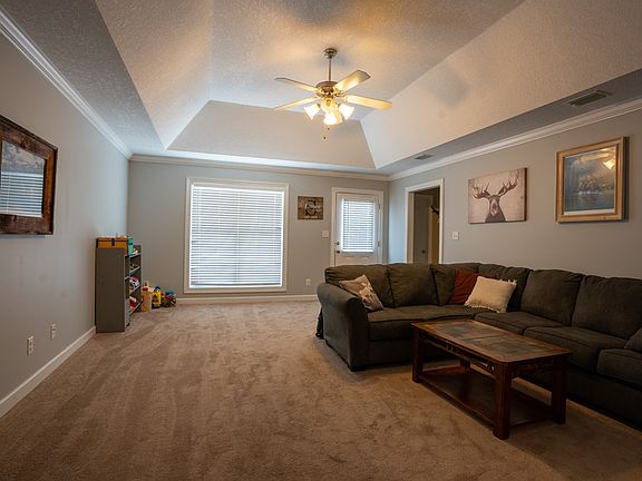 3rd image of 3927 Lillian Guest Cir