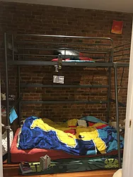 Rented by R New York