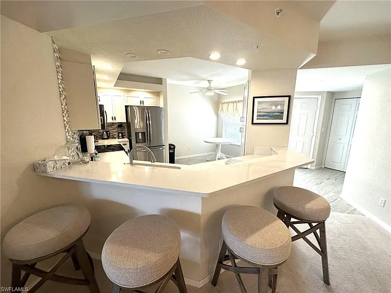 6816 Satinleaf Rd S #102 — Photo 11