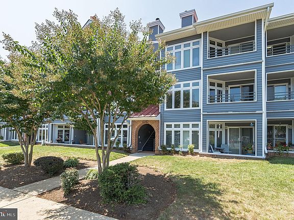 2nd image of 1129 Lake Heron Dr APT 2B