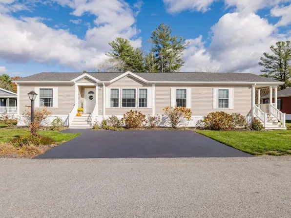210 Linsay Dr, Raynham, MA 02767