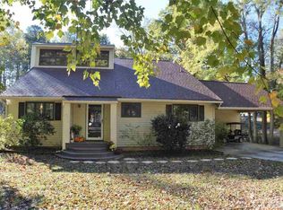 20 Fairview Dr, Henderson, NC 27537