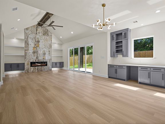 5th image of 6505 Kemrock Dr