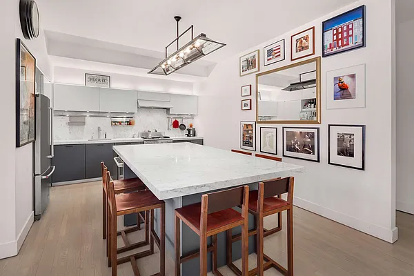 Sold by Coleman Real Estate Group | media 18