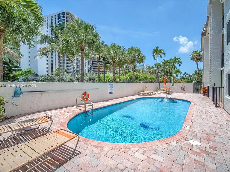 4143 N Ocean Blvd #208 — Photo 16