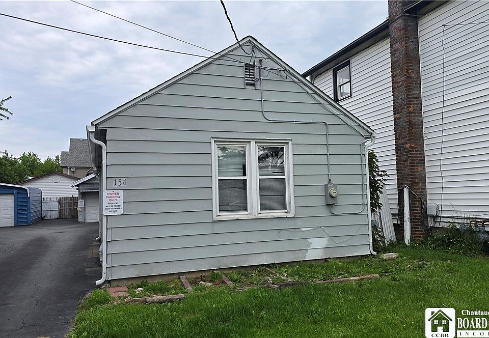 1st image of 154 Maple Ave