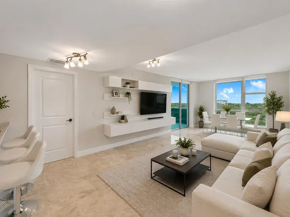 2641 N Flamingo Rd, Sunrise, FL
