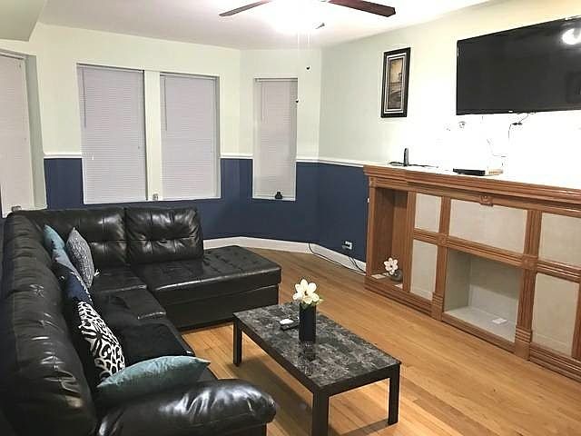 1st image of 3565 W Lyndale St #3EU