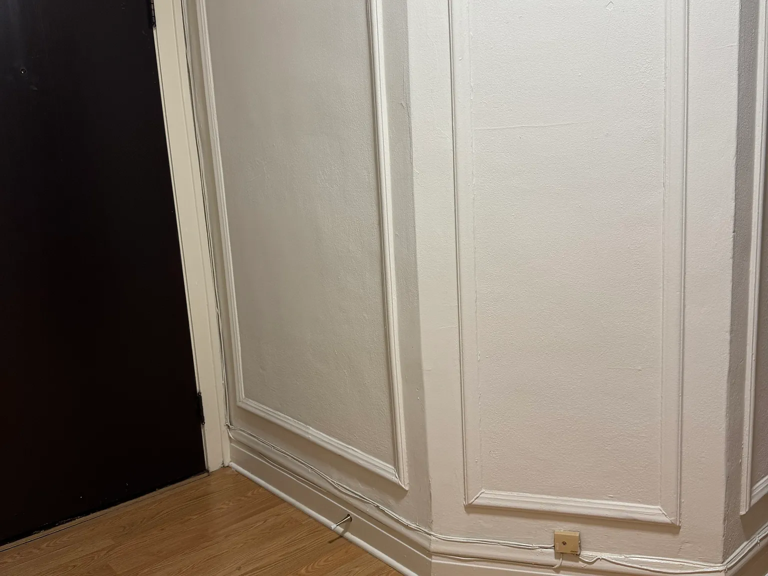 2218 N Summit Ave — Photo 3