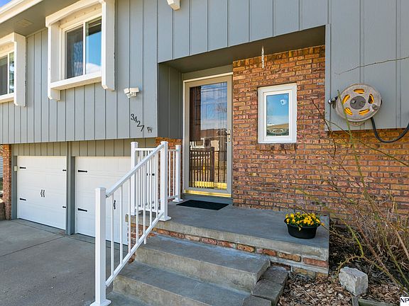3rd image of 3427 Duane Ave