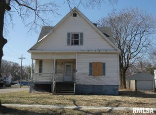 1933 S 2nd St, Springfield, IL 62704