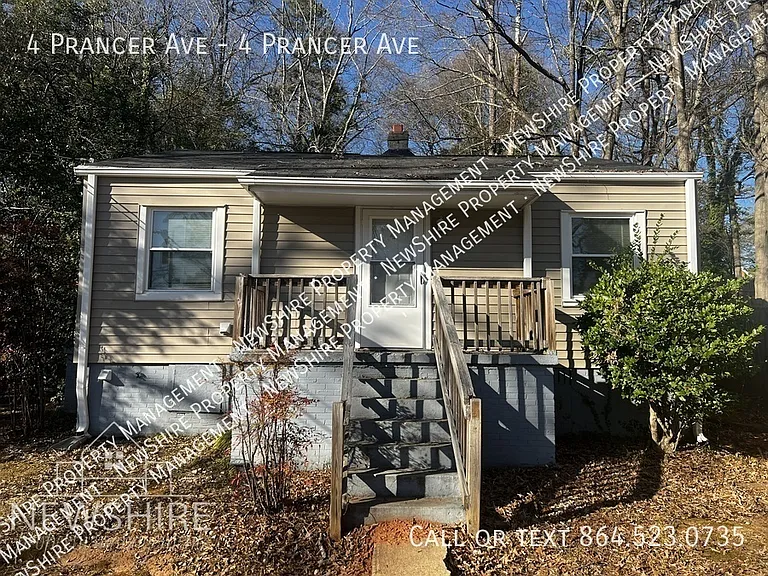 4 Prancer Ave #4 PRANCER AVE — Photo 1
