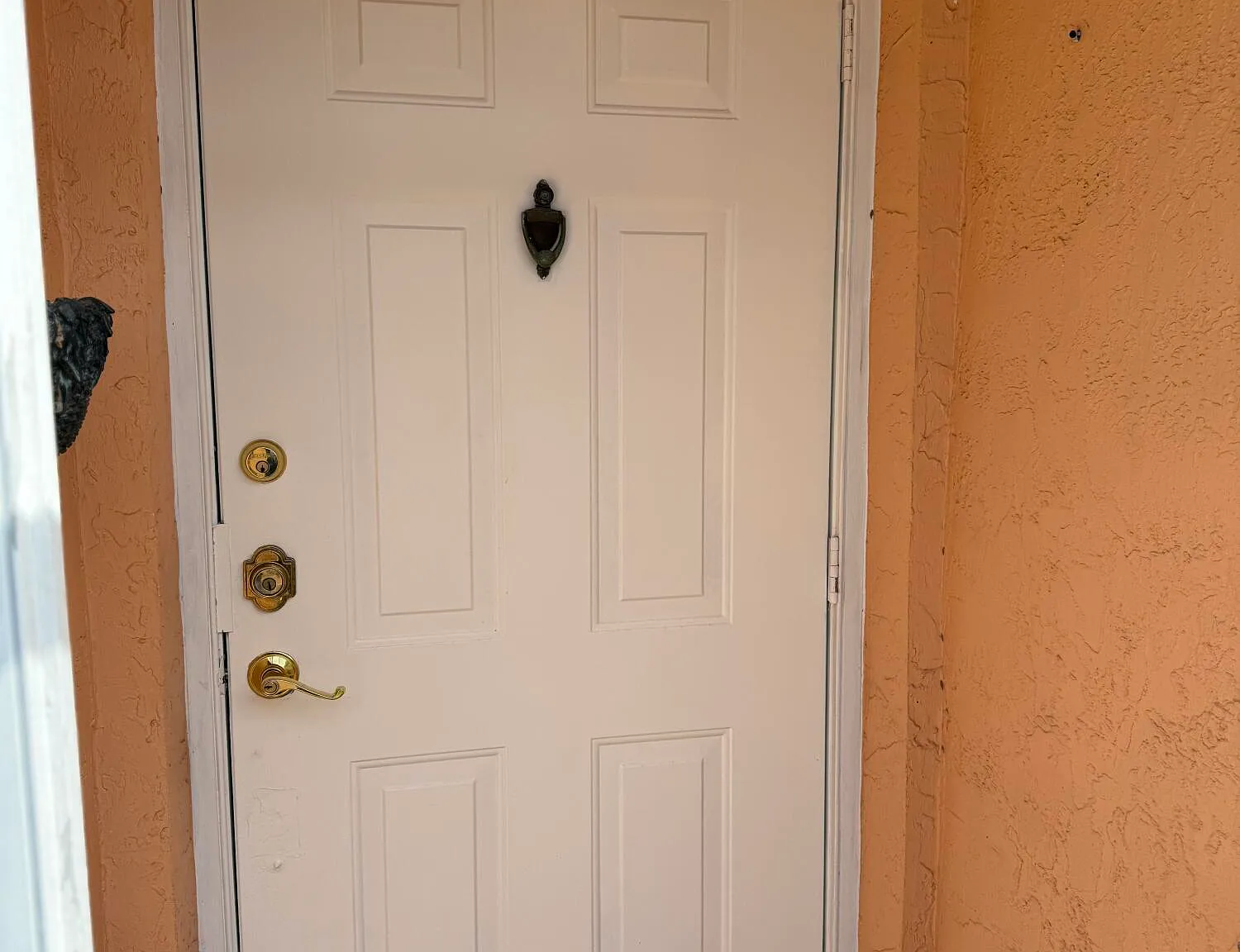 3 bed, 2.0 bath, 1386 sqft, $3,000 — Photo 4