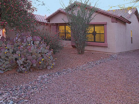3rd image of 2296 W Catalina View Dr