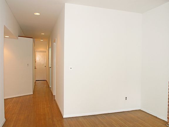 4th image of 306 E 92nd St APT 2W