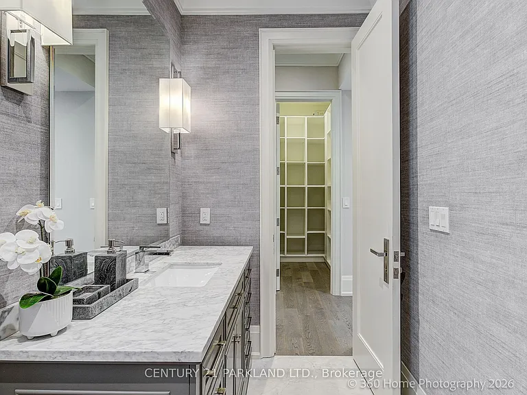 141 Churchill Ave — Photo 20