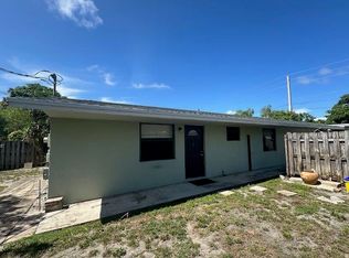 611 E Coast Ave #B, Lake Worth, FL 33462