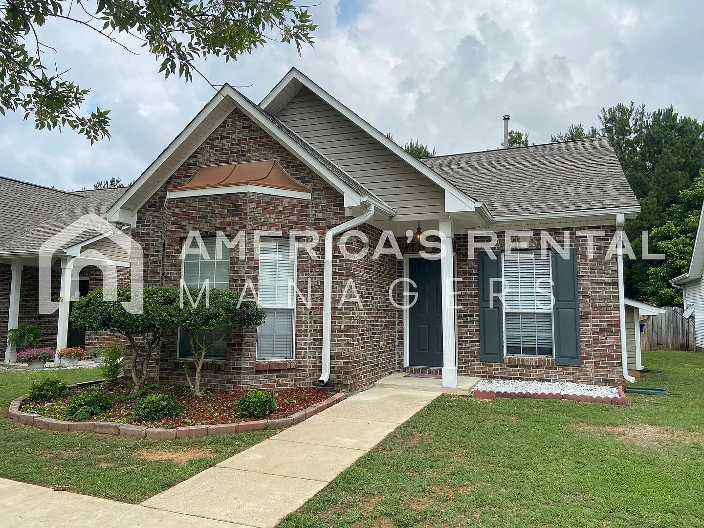 Home for rent in Hoover Available to View with 48 Hour Notice — Photo 2