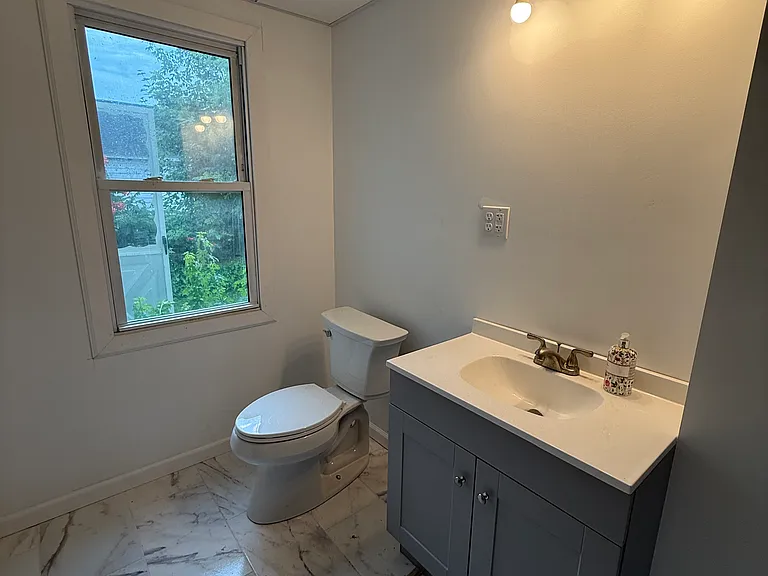 1346 6th Ave #1 — Photo 8