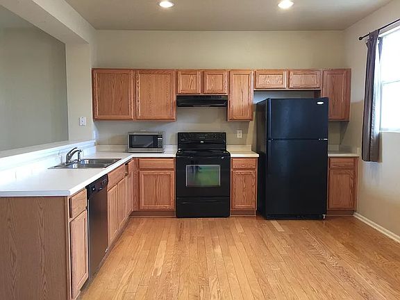 3rd image of 13513 E Longview Ave