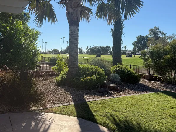 10950 W Tropicana Cir, Sun City, AZ 85351
