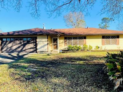 2816 W Atlanta Dr, Nederland, TX, 77627