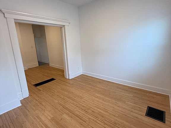 2nd image of 42-44 Dakota Ave #42