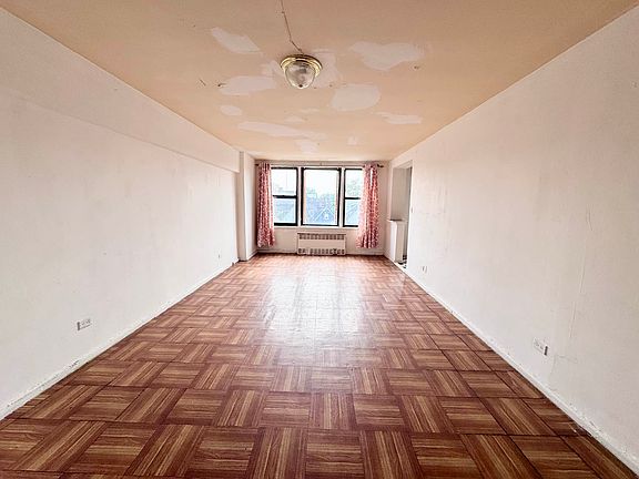 2nd image of 405 E 16th St #4P