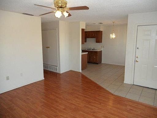 8129 Foxfire Ln Apt D, White Settlement, Tx 76108 