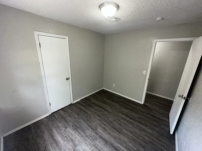 605 Lloyd Ave — Photo 20