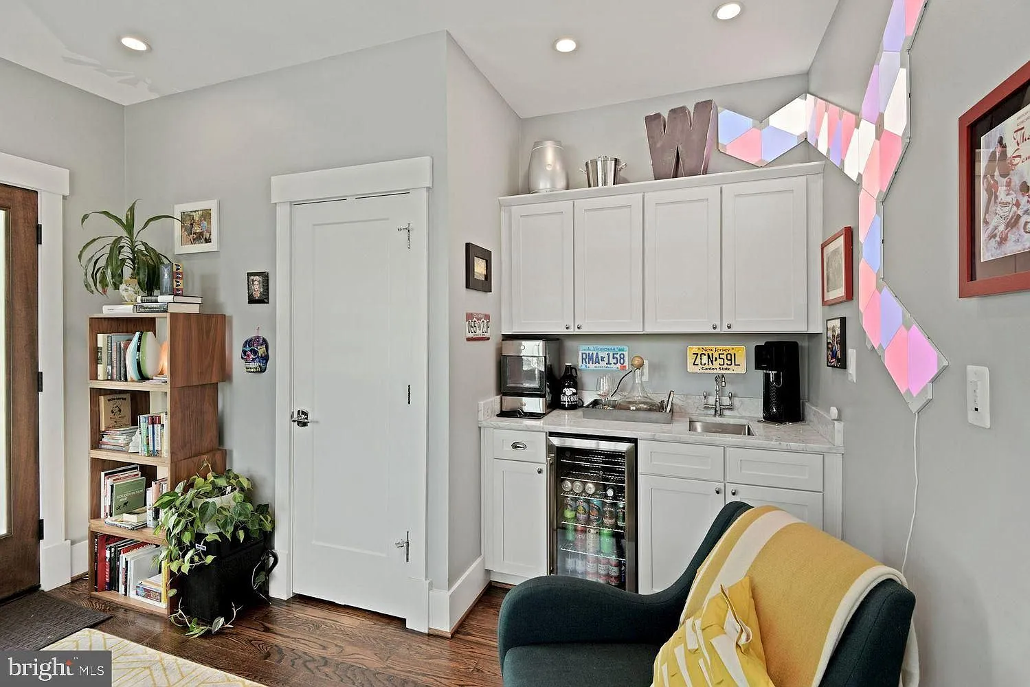 4 bed, 3.5 bath, 1760 sqft, $3,900 — Photo 4
