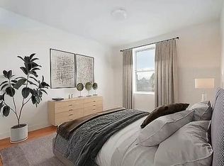 215 W 116th St #2H, New York, NY 10026