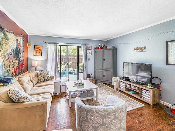2nd image of 2201 Scenic Hwy APT B4